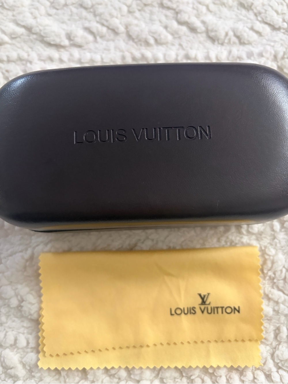 Louis Vuitton Sunglasses Case - Picture 2 of 4